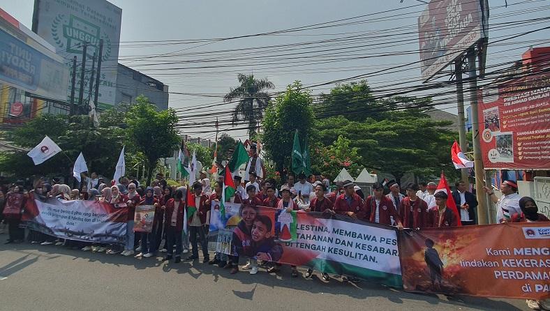 Ratusan Mahasiswa dan Dosen UMJ Turun ke Jalan Aksi Bela Palestina