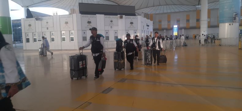 Tiba di Jeddah, 437 Petugas Haji Indonesia Jalani Haji Tamattu 