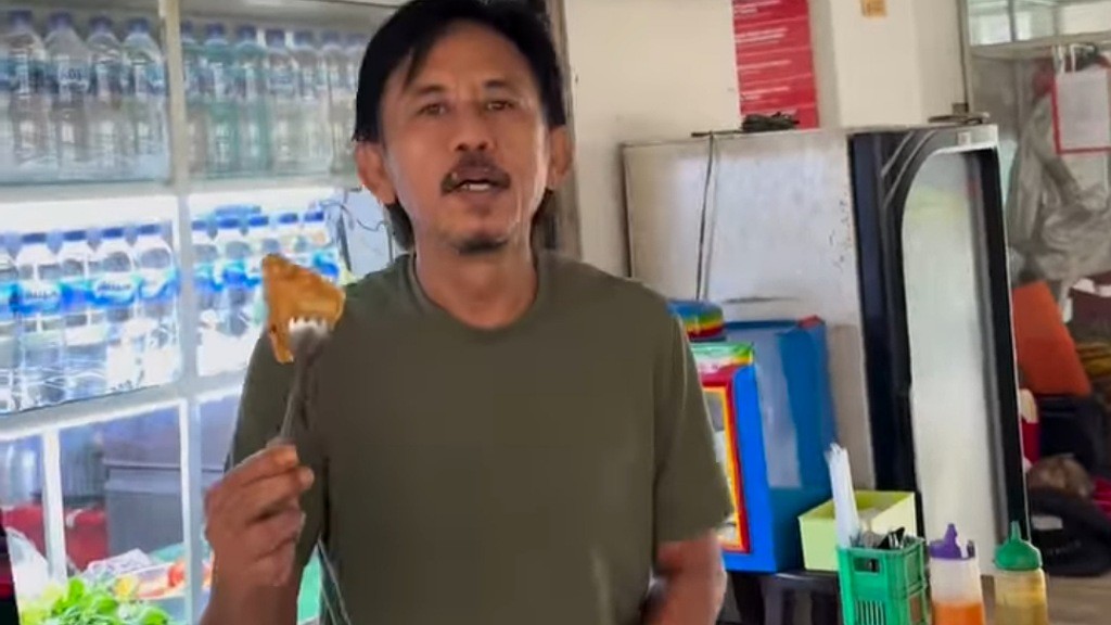 Sebelum Ditangkap Polisi karena Narkoba, Epy Kusnandar Sering Bantu Istri Jualan Kolak dan Helm 