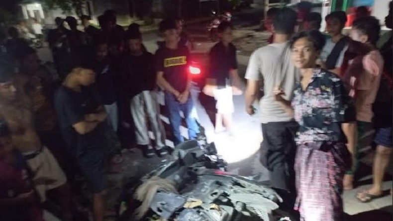 Jambret HP Pelajar SD, 2 Pria di Lombok Timur Babak Belur Diamuk Massa