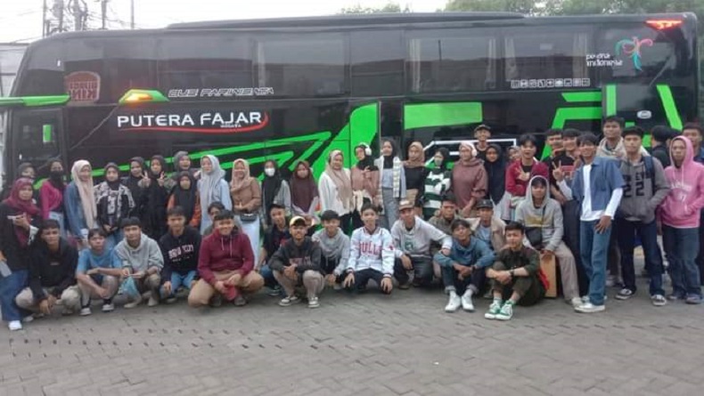 Beredar Foto Rombongan Siswa SMK asal Depok sebelum Kecelakaan di Ciater Subang