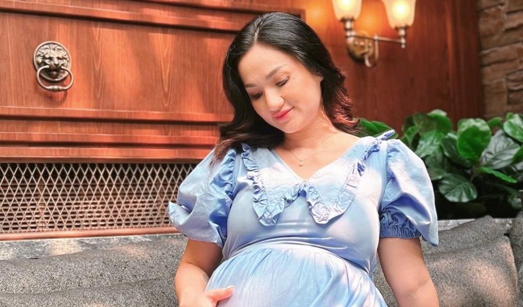 Suami Kerap Selingkuh, Tengku Dewi Putri Tulis Pesan Haru untuk Calon Bayi di Kandungan