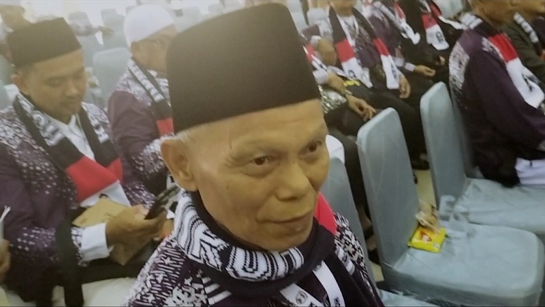Cerita Jemaah asal Jabar Kumpulkan Uang untuk Naik Haji, Buka Wartel hingga Jualan Sembako