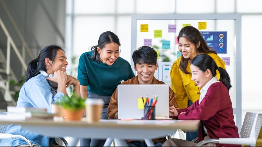 Strategi Efektif untuk Kembangkan Program Pelatihan Karyawan