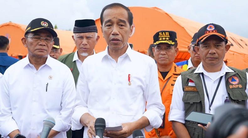 Jokowi Panggil Kapolri dan Jaksa Agung soal Dugaan Densus 88 Kuntit Jampidsus 