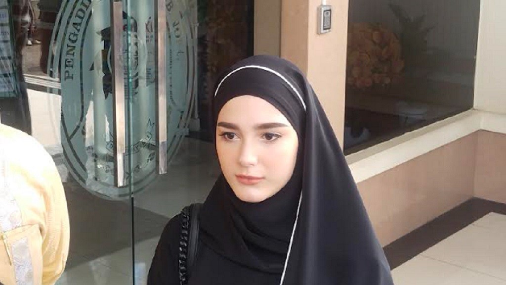 Yasmine Ow Ogah Umbar Alasan Gugat Cerai Aditya Zoni: Pasti Bukan Hal Mudah