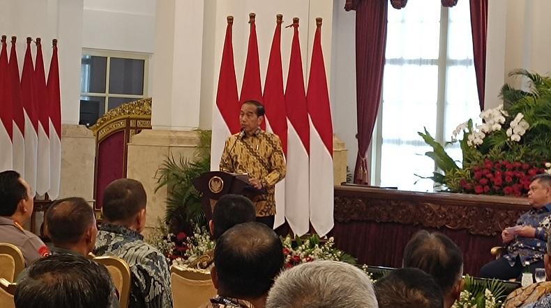 Jokowi Ingatkan Tuntutan Masyarakat Semakin Tinggi: Ada Apa Dikit, Viralkan