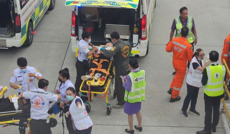 Pesawat Singapore Airlines Turbulensi Hebat, 20 Penumpang Masih Dirawat di ICU