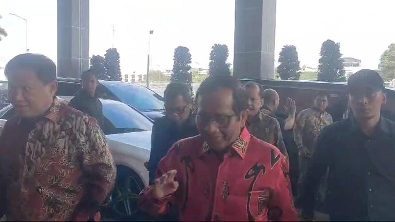 Mahfud MD Hadiri Rakernas V PDIP: Perjuangan Harus Terus Berlanjut