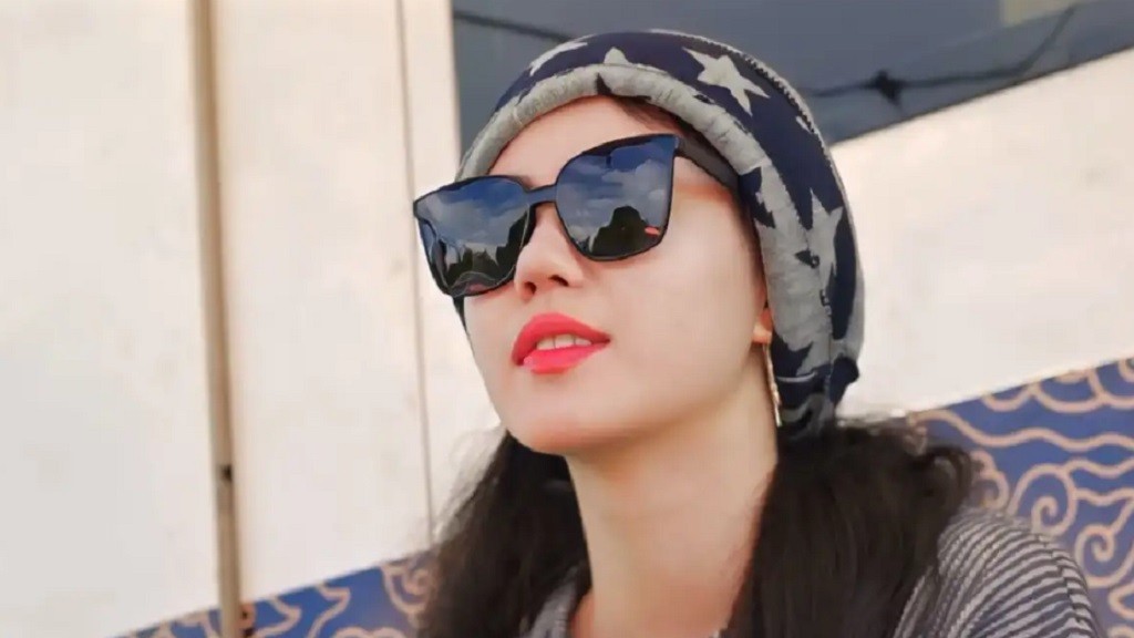 Super Model Zoe Levana setelah Klarifikasi TJ, Camping?