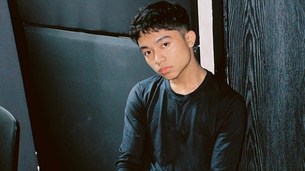 Pilih Tinggal di Kampung, Betrand Peto Stres Pikirkan Masalah Rumah Tangga Sarwendah dan Ruben 