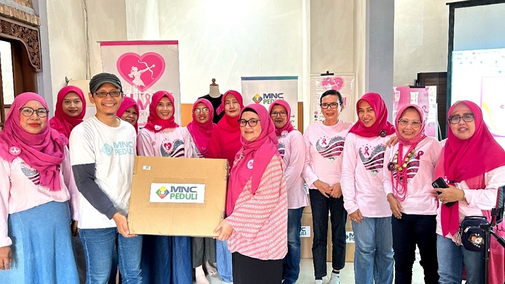 MNC Peduli bersama Srikandi Indonesia Edukasi Ibu Rumah Tangga tentang Deteksi Dini Kanker Payudara