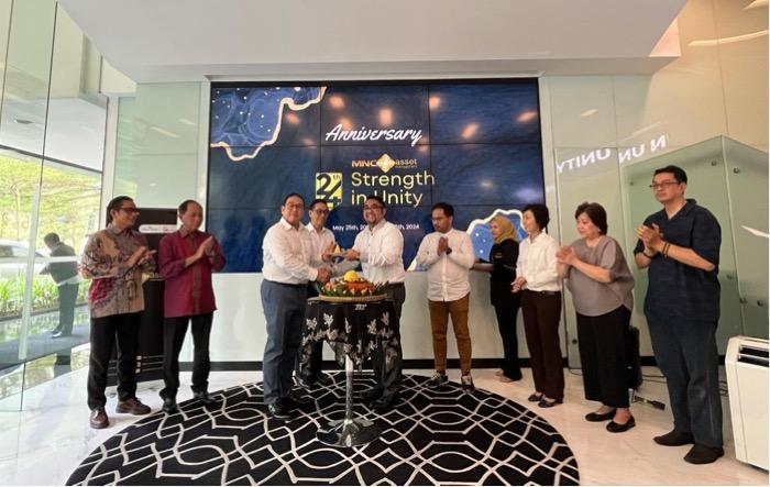 MNC Asset Management Gelar Syukuran HUT ke-24, Bagikan Bansos ke 2 Yayasan Rumah Singgah   