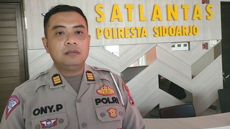 Viral Bocah 2 Tahun Tewas Terlindas Mobil Tetangga di Sidoarjo, Pengemudi Jadi Tersangka