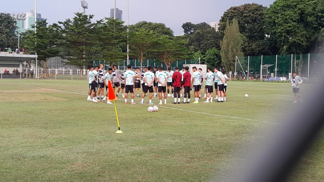 Latihan Perdana Timnas Indonesia di Jakarta: Ada Thom Haye, Jay Idzes dan Justin Hubner Belum Terlihat