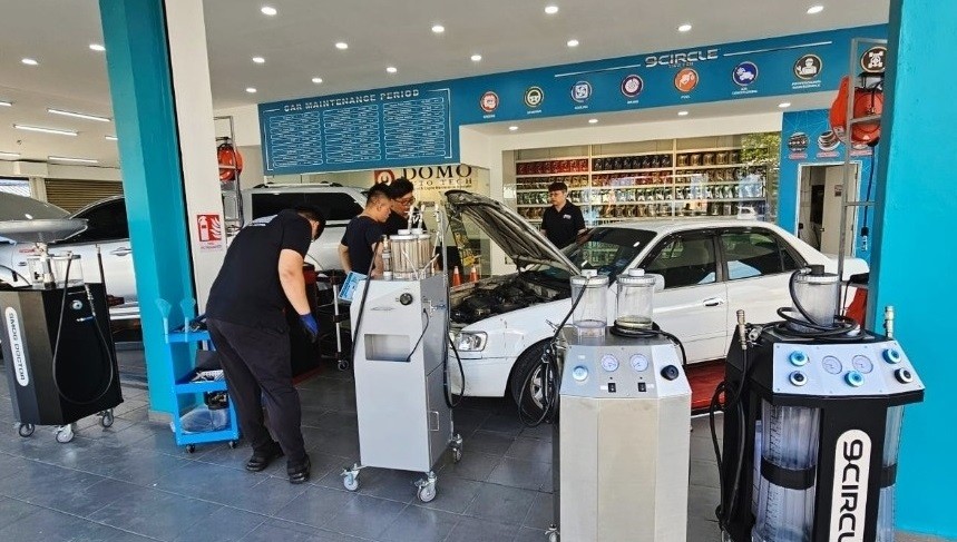 Bangun Ekosistem Otomotif di Indonesia, Dokter Mobil Gandeng Perusahaan Baterai Malaysia