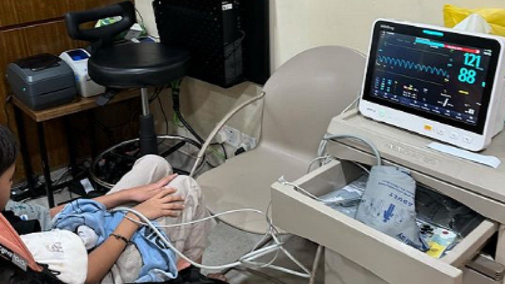 Kena Pneumonia, Putra Zaskia Adya Mecca Dilarikan ke Rumah Sakit