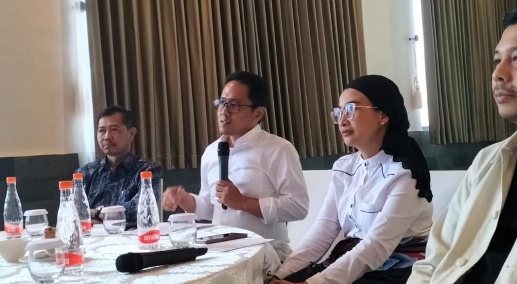 Kemendikbud Ristek Kaji Buku Karya Sastra untuk SMA usai Polemik Muatan Sensitif