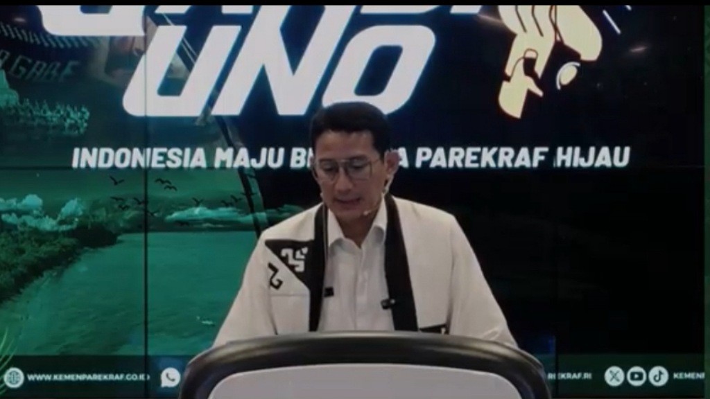 Viral Wahana Mobil Jeep Ganggu Wisatawan Liburan di Parangtritis, Sandiaga Uno: Ini Harus Diatur dan Dibina!