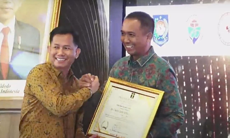 Camat Kuta Selatan Raih Penghargaan Wiloka Legal Culture dari Kemenkumham RI