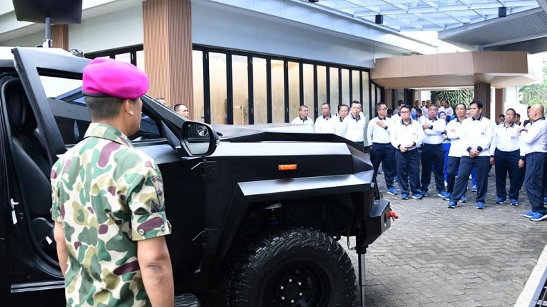 KSAL Serahkan Kendaraan Canggih ISR Mobile untuk Operasi Korps Marinir, Ini Spesifikasinya