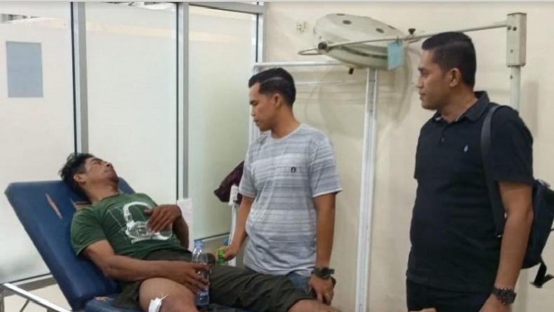 Nekat Lawan Polisi Pakai Badik, Pengedar Narkoba di Bone Roboh Ditembak