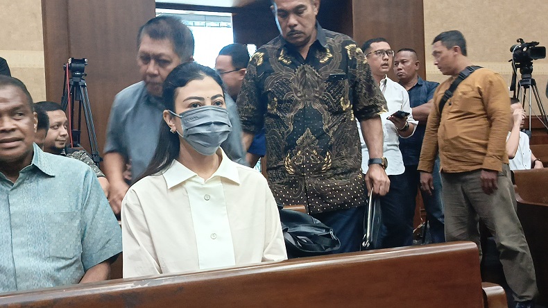 Ditanya Hakim, Putri SYL Indira Chunda Tak Keberatan Jadi Saksi Sidang Ayahnya