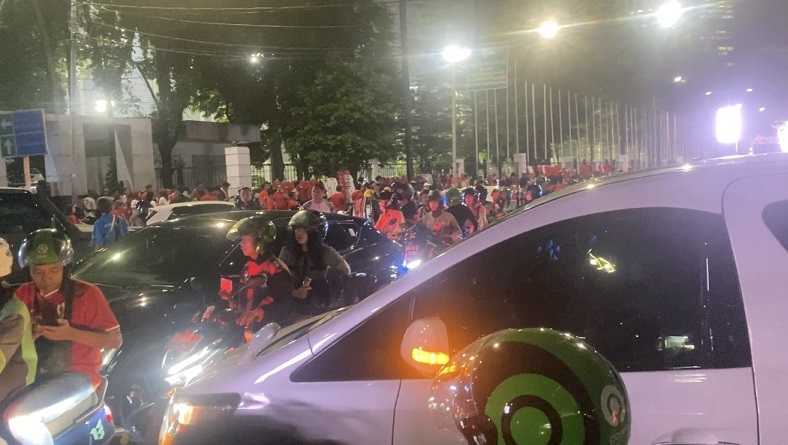 Bubaran Timnas Indonesia Vs Irak di GBK, Senayan hingga Gatot Subroto Macet Parah