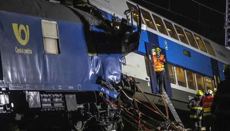 Tabrakan 2 Kereta di Ceko, 4 Orang Tewas Puluhan Luka