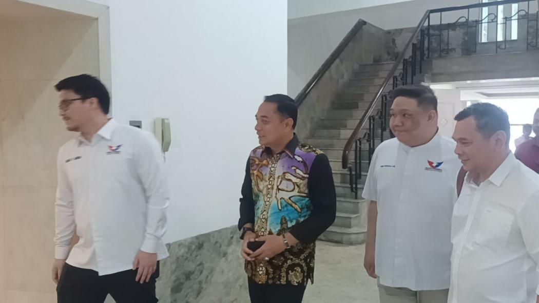 Calon Wali Kota Surabaya Eri Cahyadi Sambangi Markas DPP Partai Perindo 