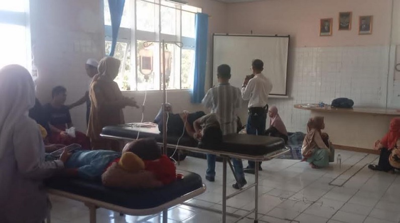 Korban Tewas Keracunan Massal di Sukabumi Bertambah jadi 2 Orang, 180 Dirawat