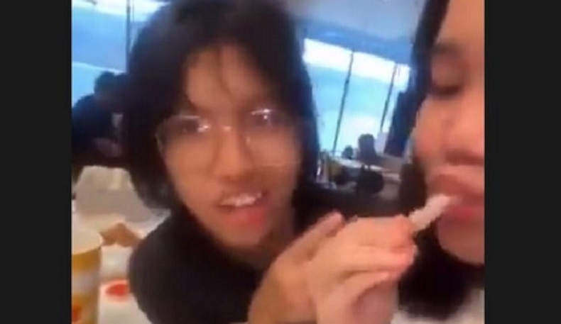 Viral 4 Remaja Ejek Anak-anak Palestina Sambil Makan di Restoran Boikot, MUI Minta Tindak Tegas 