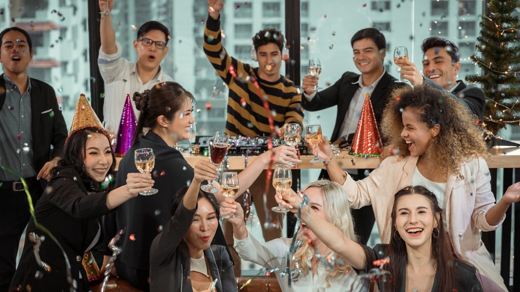 Tips Mengatur Doorprize dan Hadiah Menarik di Anniversary Kantor