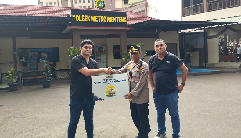 MNC Peduli Salurkan Sapi Kurban untuk Warga lewat Polsek Menteng