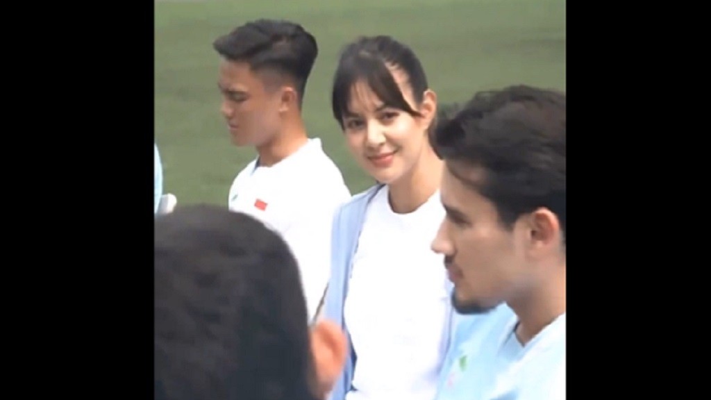 Viral Aurelie Moeremans Senyumin Nathan Tjoe-A-On hingga Salting