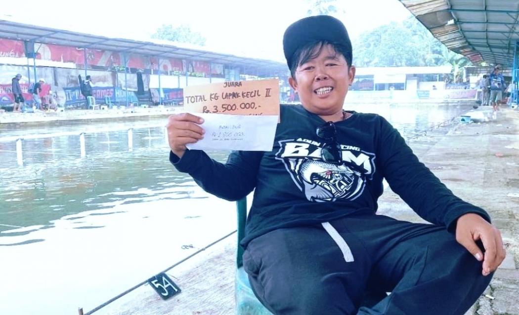 Komedian Adul Tidak Bisa Melihat akibat Glaukoma, Rekan Artis Prihatin