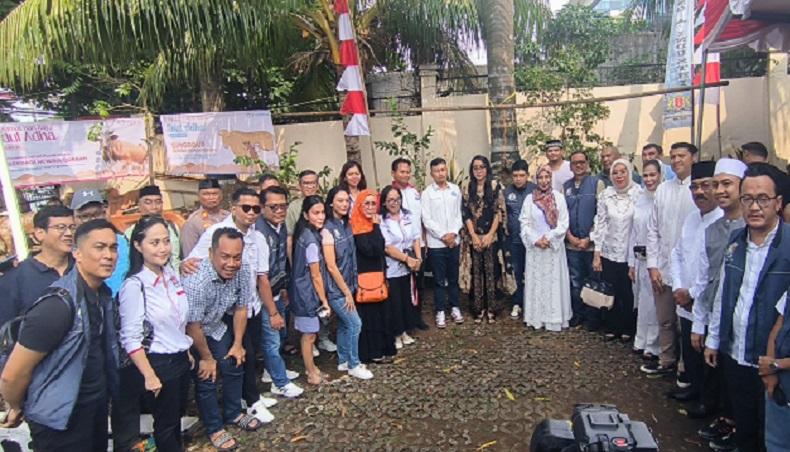 Pemuda Perindo dan Kadin Jakarta Timur Salurkan 700 Paket Kurban di Jatinegara