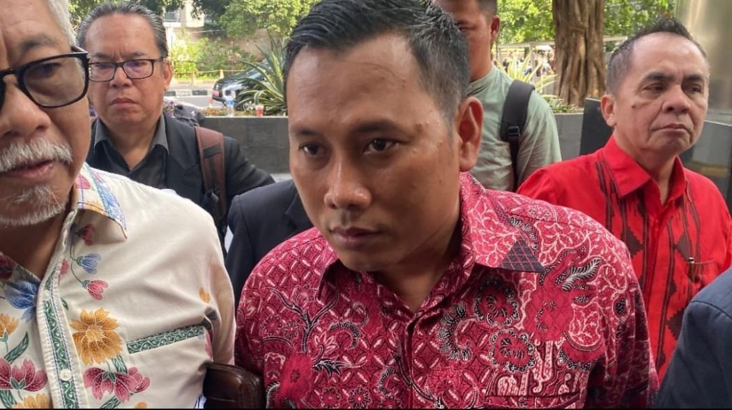 Staf Hasto Cabut Gugatan Praperadilan Lawan KPK, Kenapa?