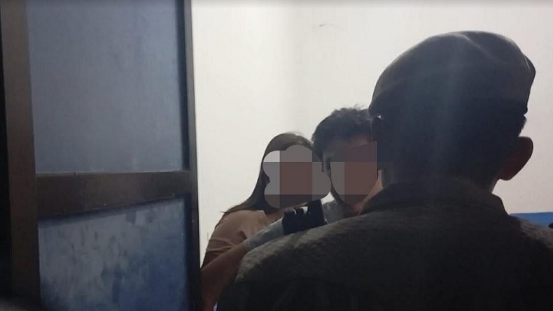Razia Rumah Kos, Petugas Satpol PP Padang Temukan 5 Pasangan Diduga Mesum dalam Kamar
