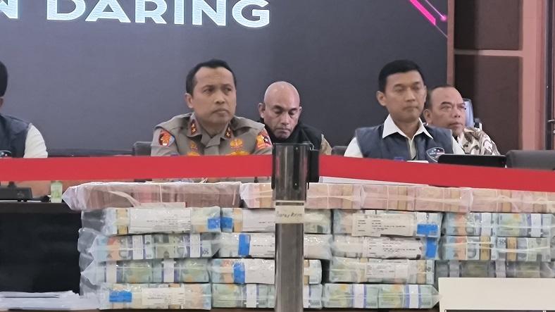 Propam Polri Buka Hotline untuk Warga Adukan Polisi yang Main Judi Online