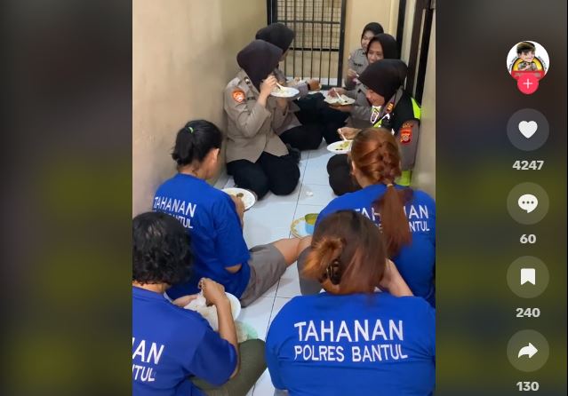 Viral Polwan Makan Daging Kurban Bareng Para Tahanan Perempuan, Netizen: Bentuk Kebersamaan