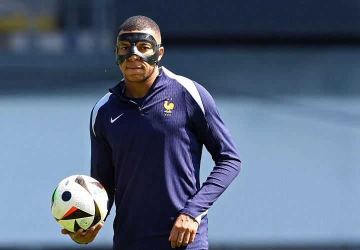 Jelang Prancis Vs Polandia, Deschamps: Mbappe Ingin Main