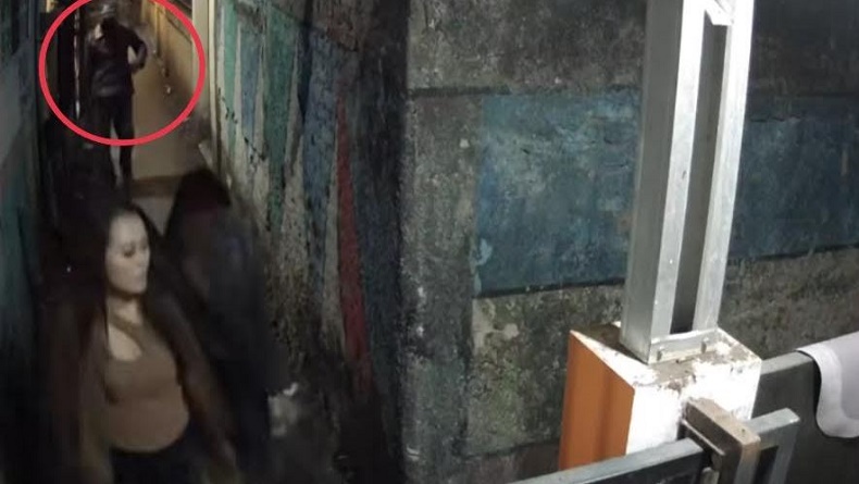 Viral Aksi Jambret Terekam CCTV di Bandung, Pelaku Rampas Tas Korban Perempuan