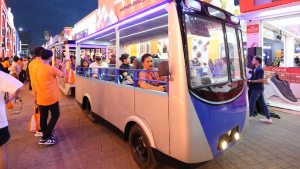Harga Tiket dan Cara Naik Wara-wiri di Jakarta Fair 2024