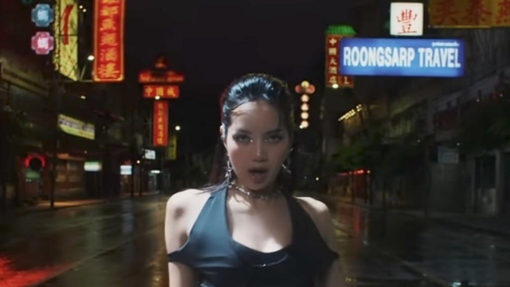 Lisa BLACKPINK Comeback lewat Rockstar, Langsung Trending di YouTube