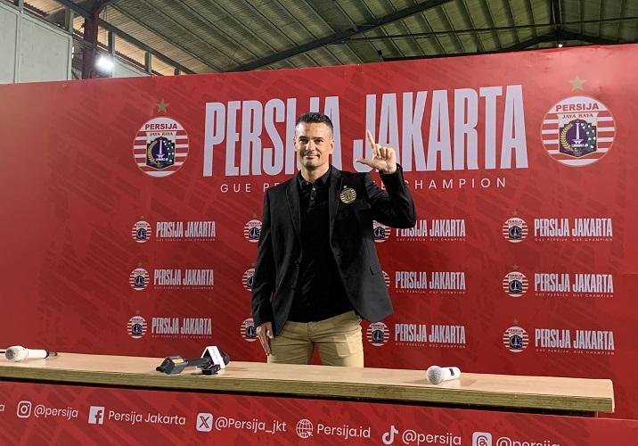 Persija Beri Target Tinggi ke Carlos Pena di Liga 1 2024-2025