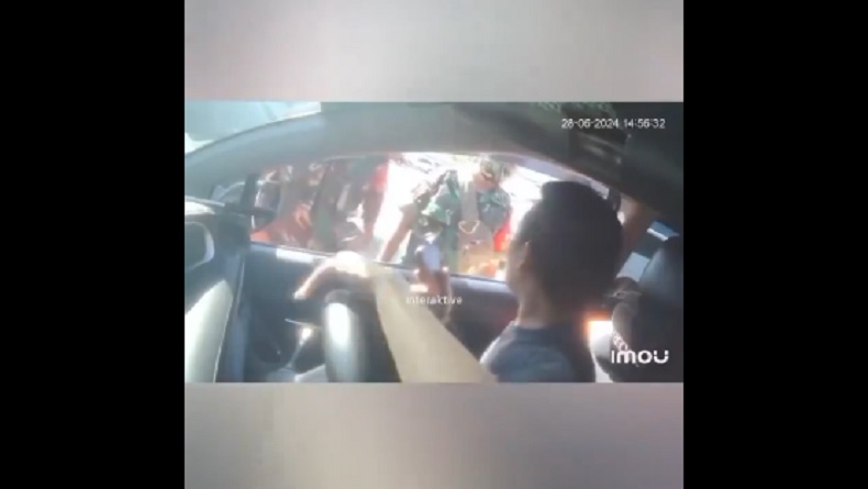 Viral Anggota TNI Cekcok dengan Sopir Taksi Online di Makassar, Ini Penjelasan Kadispenau