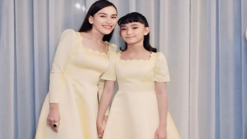 Ayu Ting Ting Dipeluk Bilqis Jelang Putus dari Muhammad Fardhana: Dia Bilang Iqis Sayang Bunda