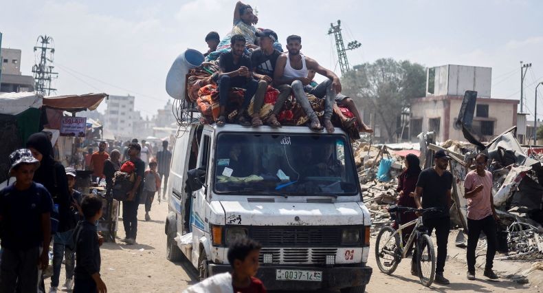 Bombardir Khan Younis, Israel Kembali Paksa Ribuan Warga Gaza Selatan Ngungsi