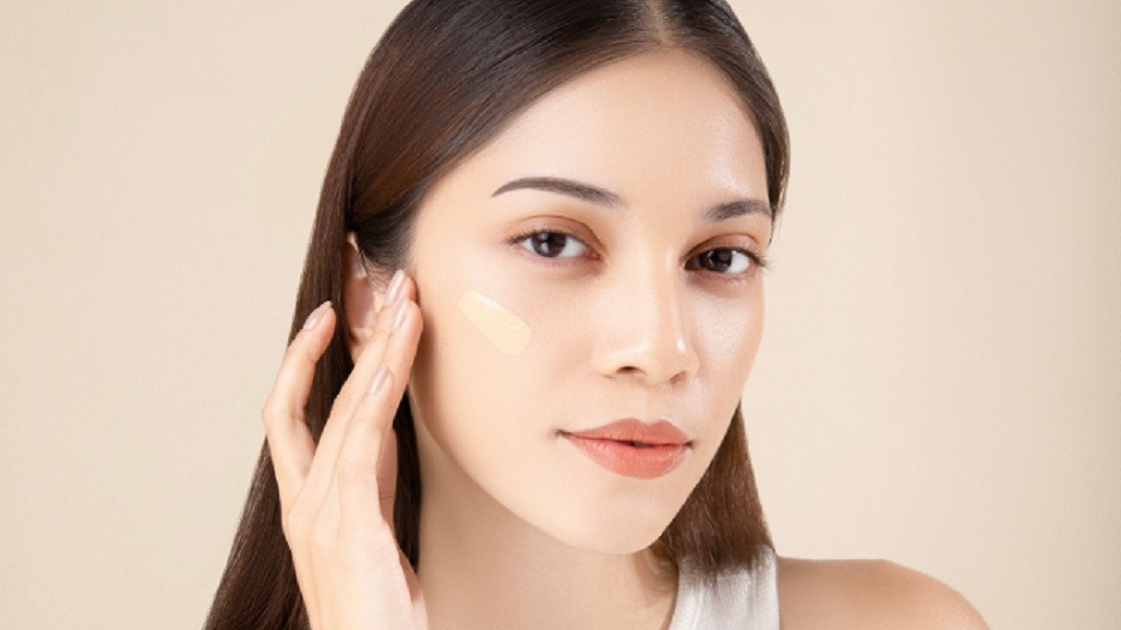 Tips Makeup Paling Simple dan Anti Ribet